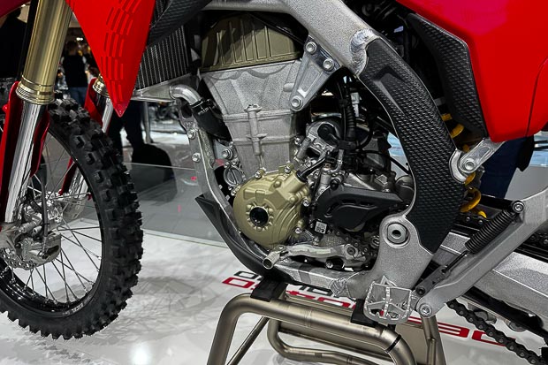 ducati desmo450 esd 3