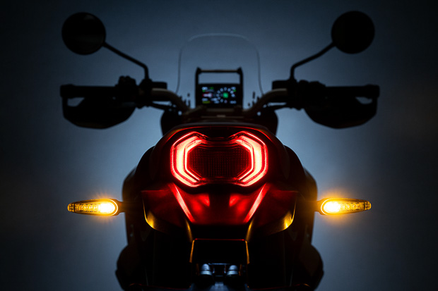 ducati desertx 2026 33