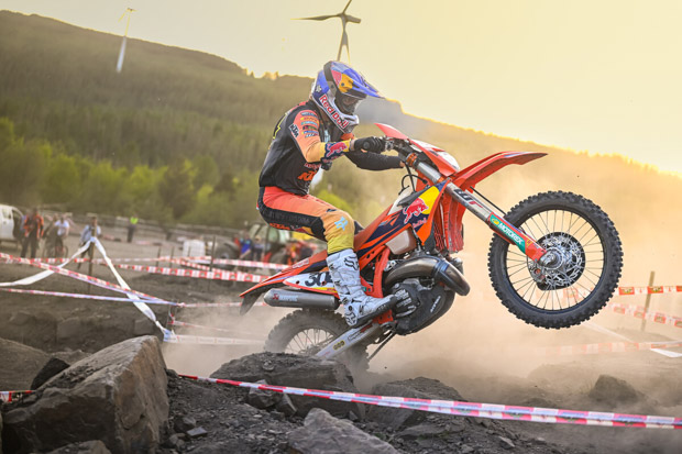 manuel lettenbichler red bull ktm factory racing 2025 fim hard enduro world championship round 1 valleys hard enduro 2 3