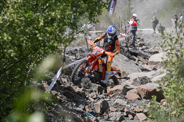 manuel lettenbichler red bull ktm factory racing 2025 fim hard enduro world championship round 1 valleys hard enduro 3 4