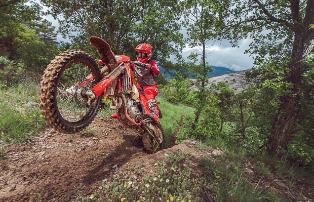 104372 enduro ec 350f my26 action 47
