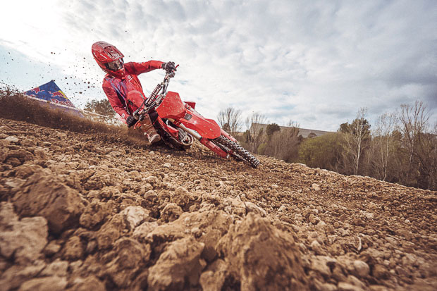 104510 mc 250f motocross my26 action 130