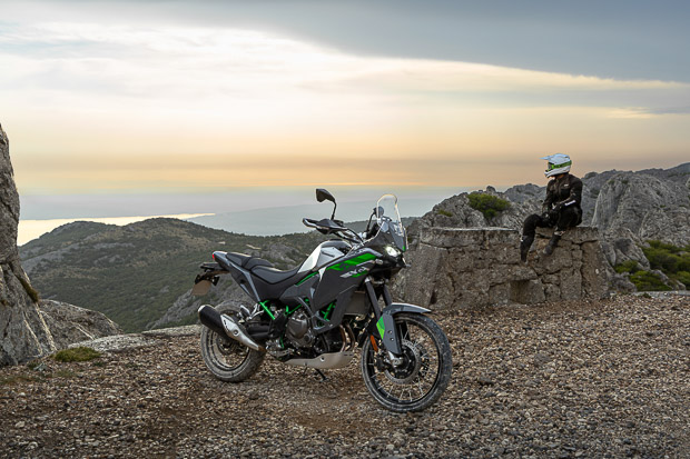 kawasaki kle 650 2027 82