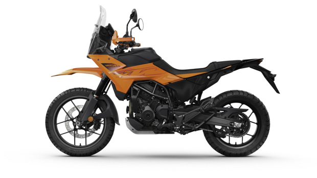 666078 my25 ktm 250 adventure orange 90 left india 17