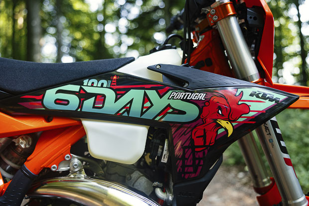 759267 2027 ktm 300 exc 6days static exc 6days static 5