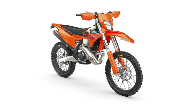 737630 my27 ktm 250 xc w right front view exc range studio 2