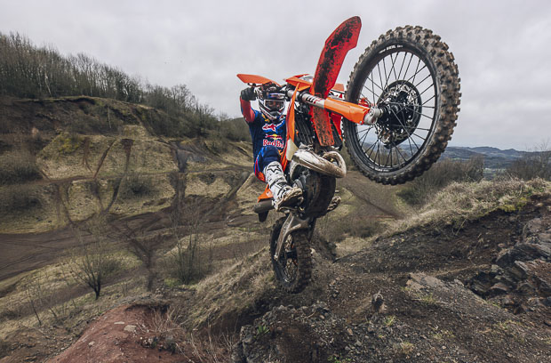 748664 my27 ktm 300 exc action exc range action 29