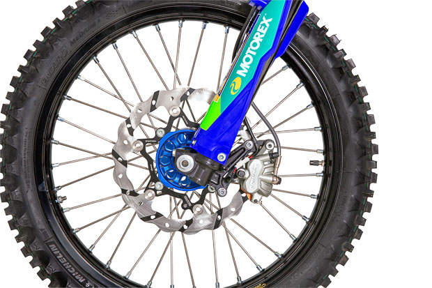 300 se endurogp replica 15 28