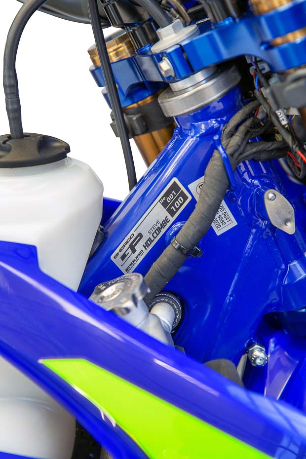 300 se endurogp replica 18 31