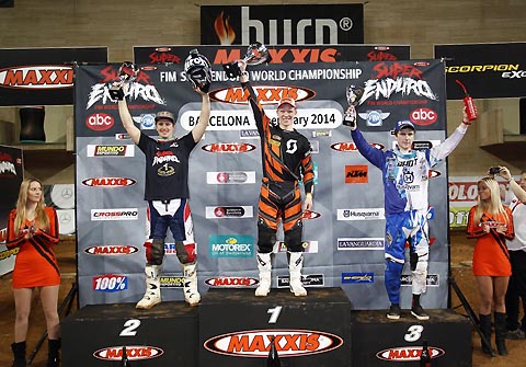 2014-02-superenduro-barcelona-junior podium 1024
