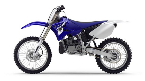 2014-Yamaha-YZ250-EU-Racing-Blue-Studio-006