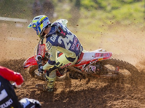 Gajser charging to victory Latvia rd6