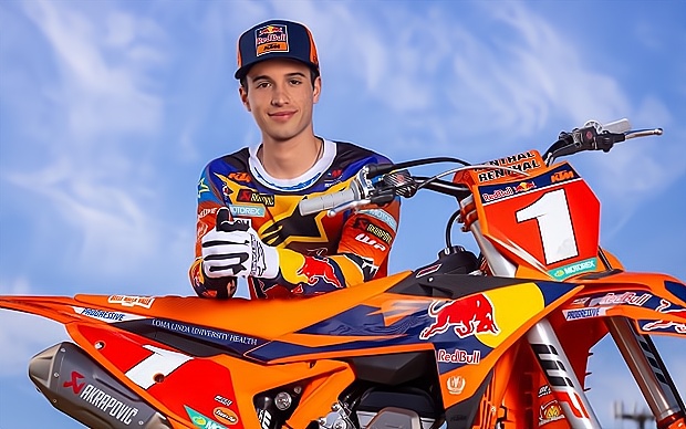 vialle ktm cudby 021 team shooting red bull ktm