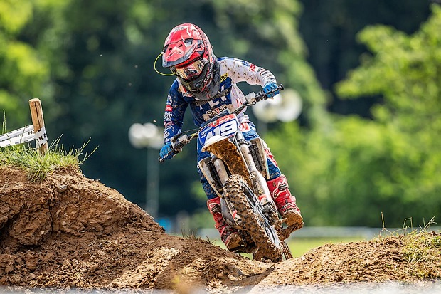 dm achwld 25 178 r7o3v6.jpg